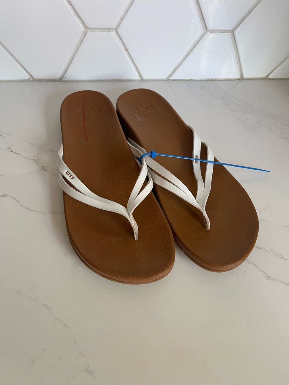 Reef Women's White Strap Brown Footbed Sandals